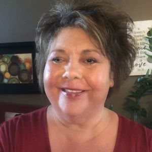 Meet your Posher, Shari